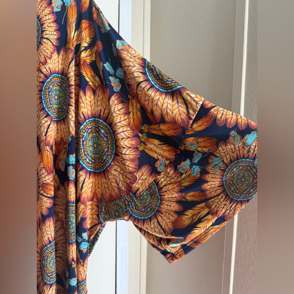 Floral Kimono Cardigan - Picture 5 of 6